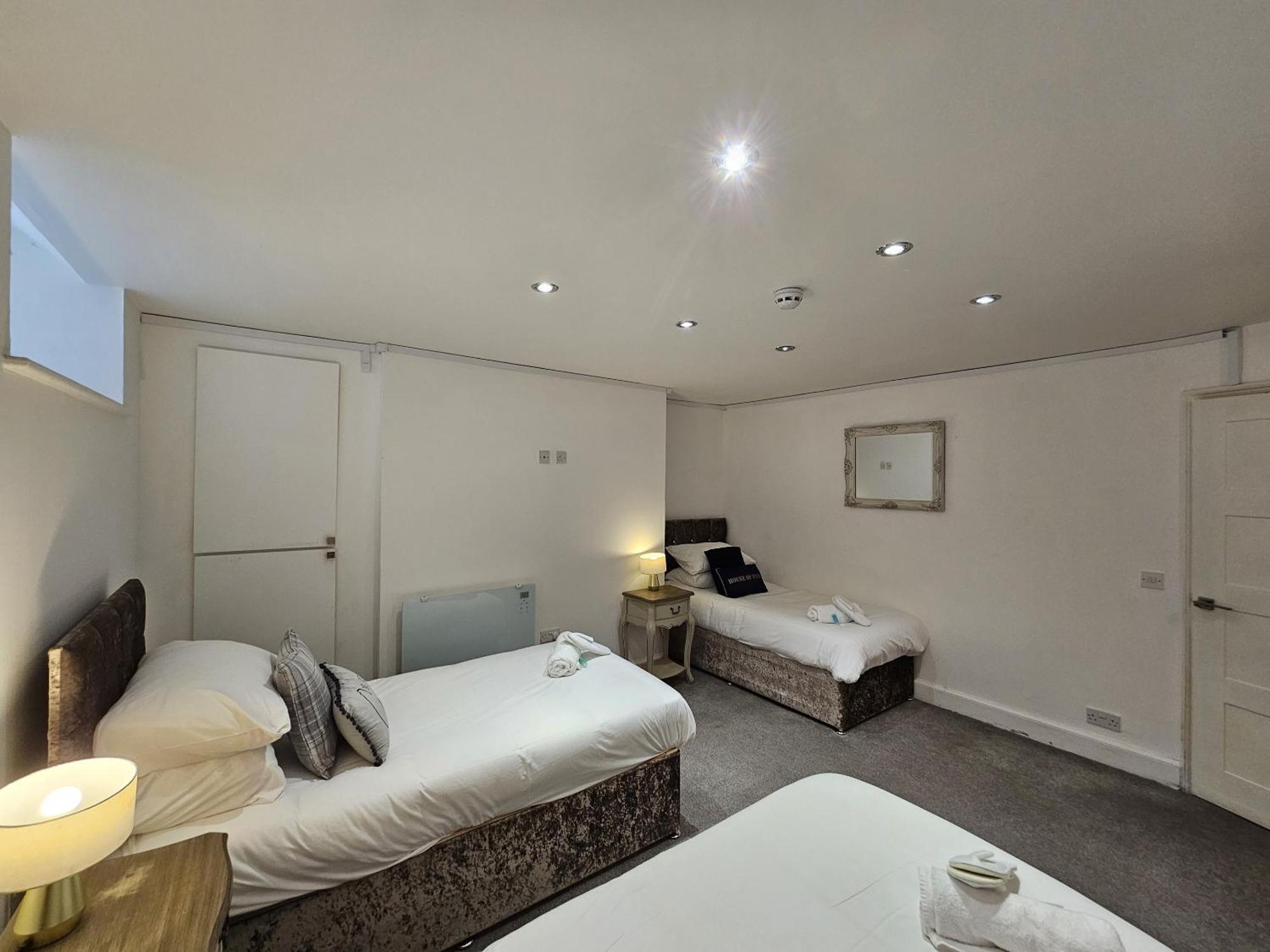 Customs House Bed & Breakfast Liverpool Room photo